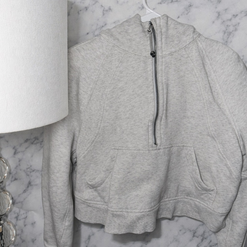 Lululemon scuba Light Gray Women's Hoodie quarter zip